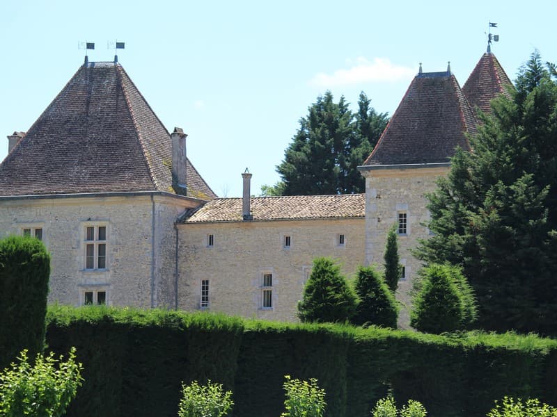 Chateau-malvirade-facade
