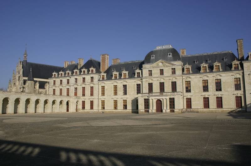 Parcours visite guidee chateau Ducs la Tremoille patrimoine Thouars Thouarsais