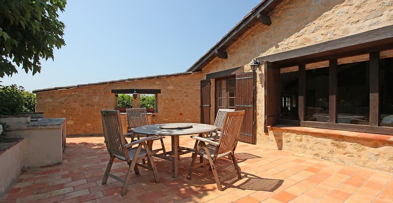 Gîte Chauprades - terrasse arrière