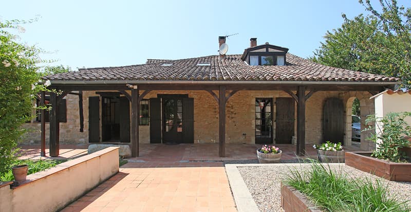 Gîte Chauprades - terrasse côté