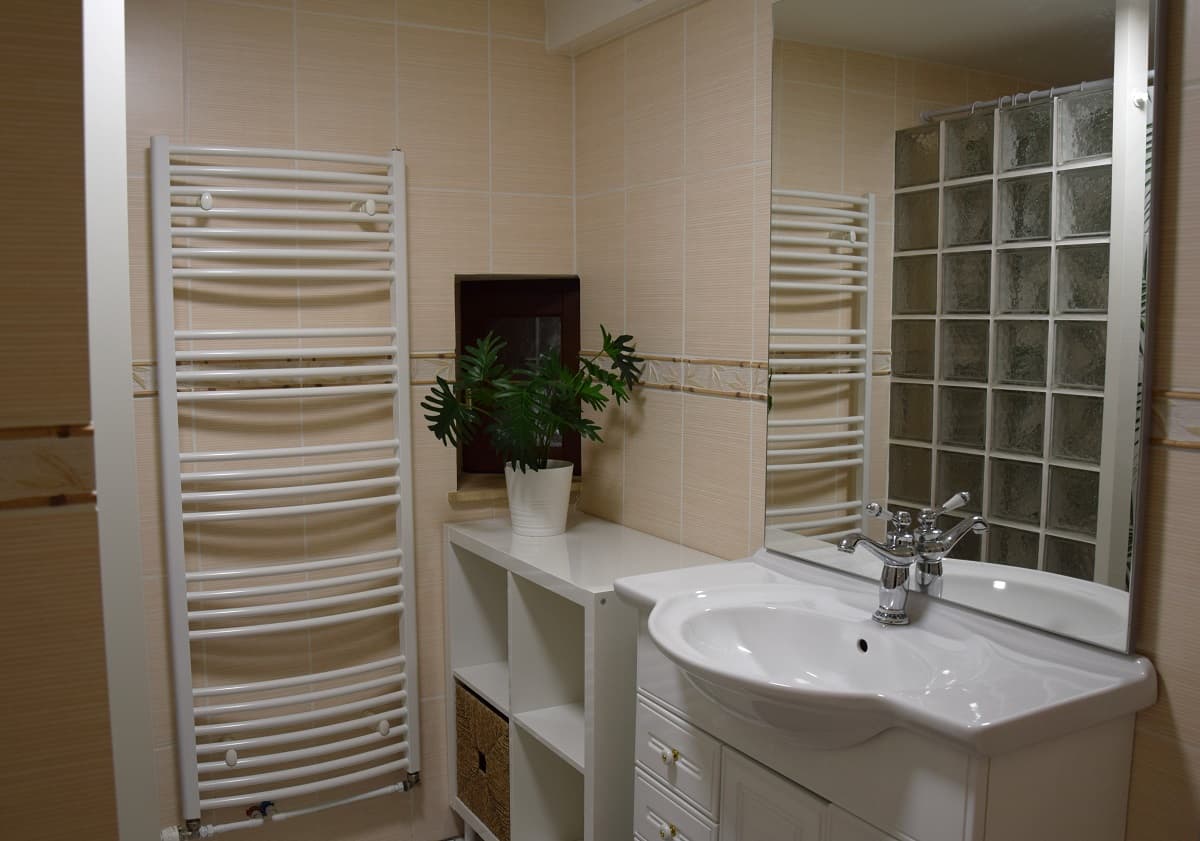 Clos-de-Charroux-salle-de-bain (1)
