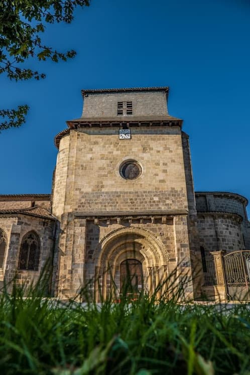 Collégiale St Vincent - extérieur