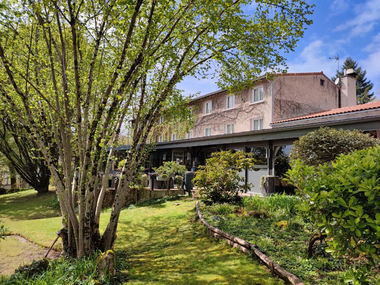 Hôtel restaurant Comodoliac Saint-Junien