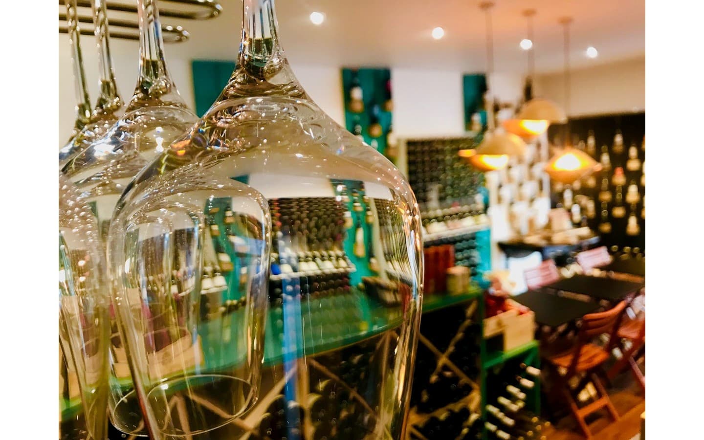 Complètement vin vin verres
