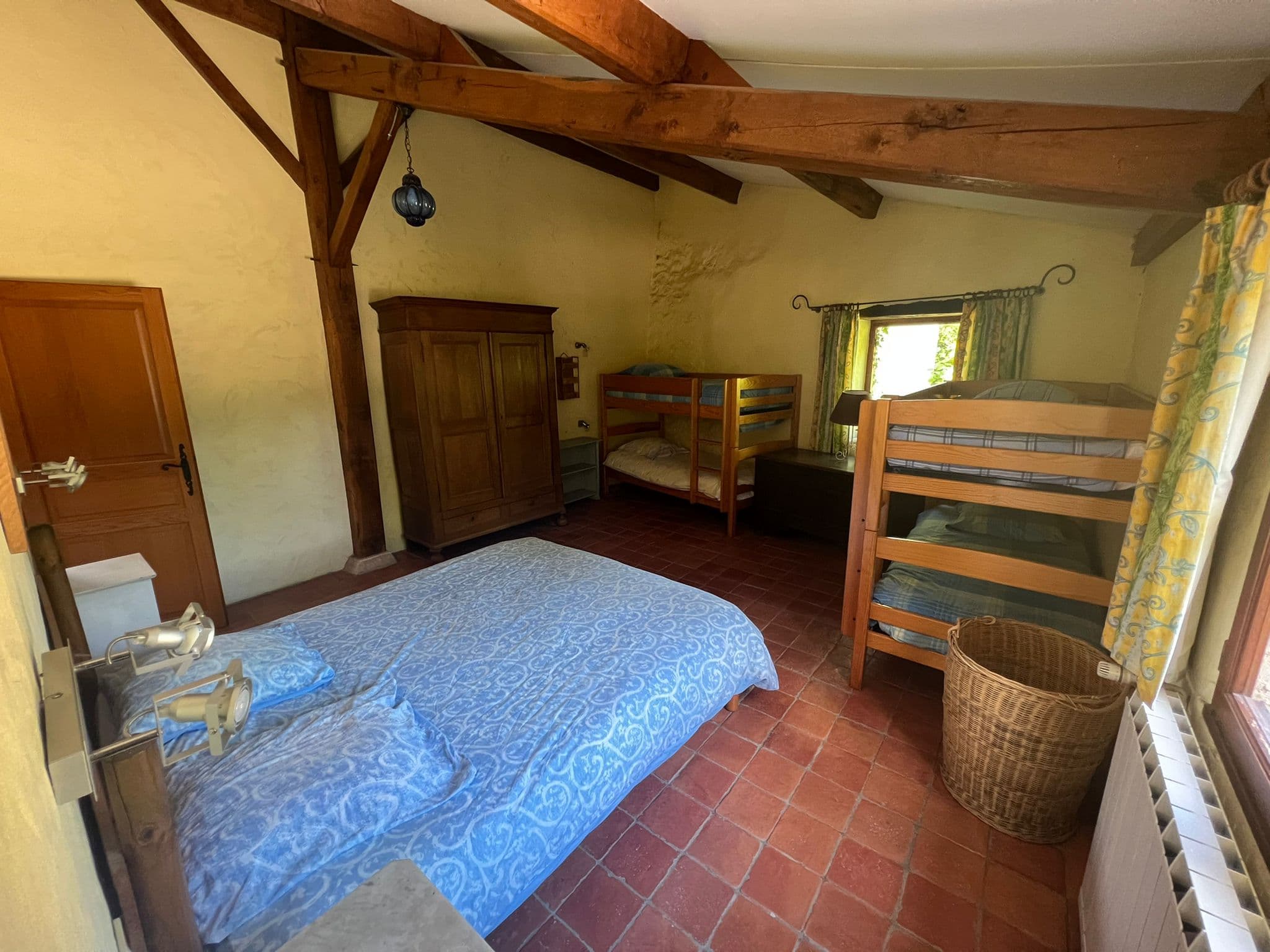 Côté Four (chambre 3)