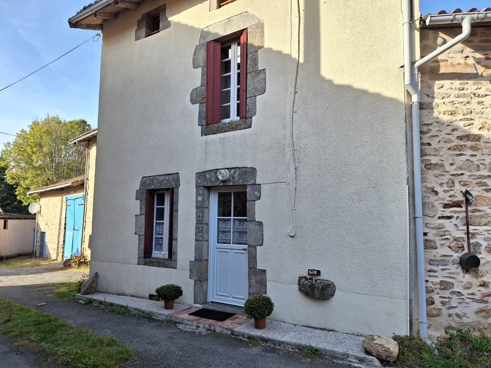 Six Rosiers Cottage