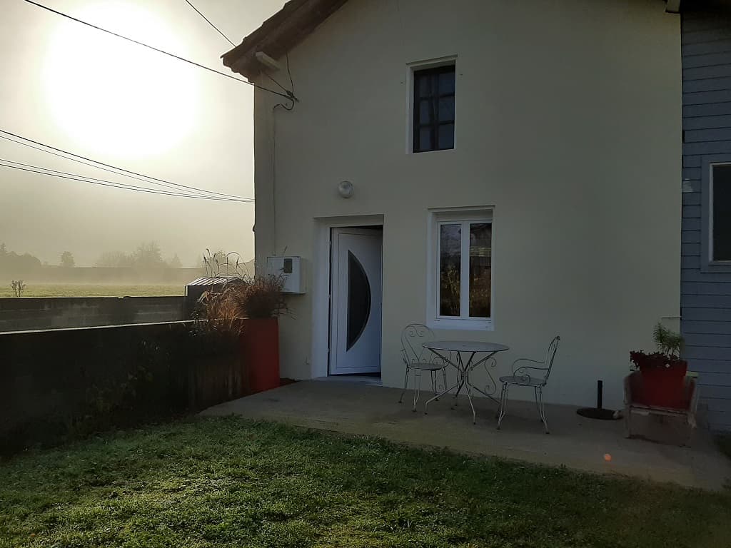 Cousin - entrée gîte