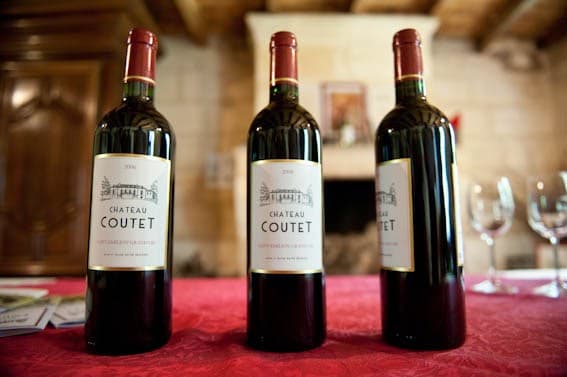 Coutet Bouteilles Salle de dégustation