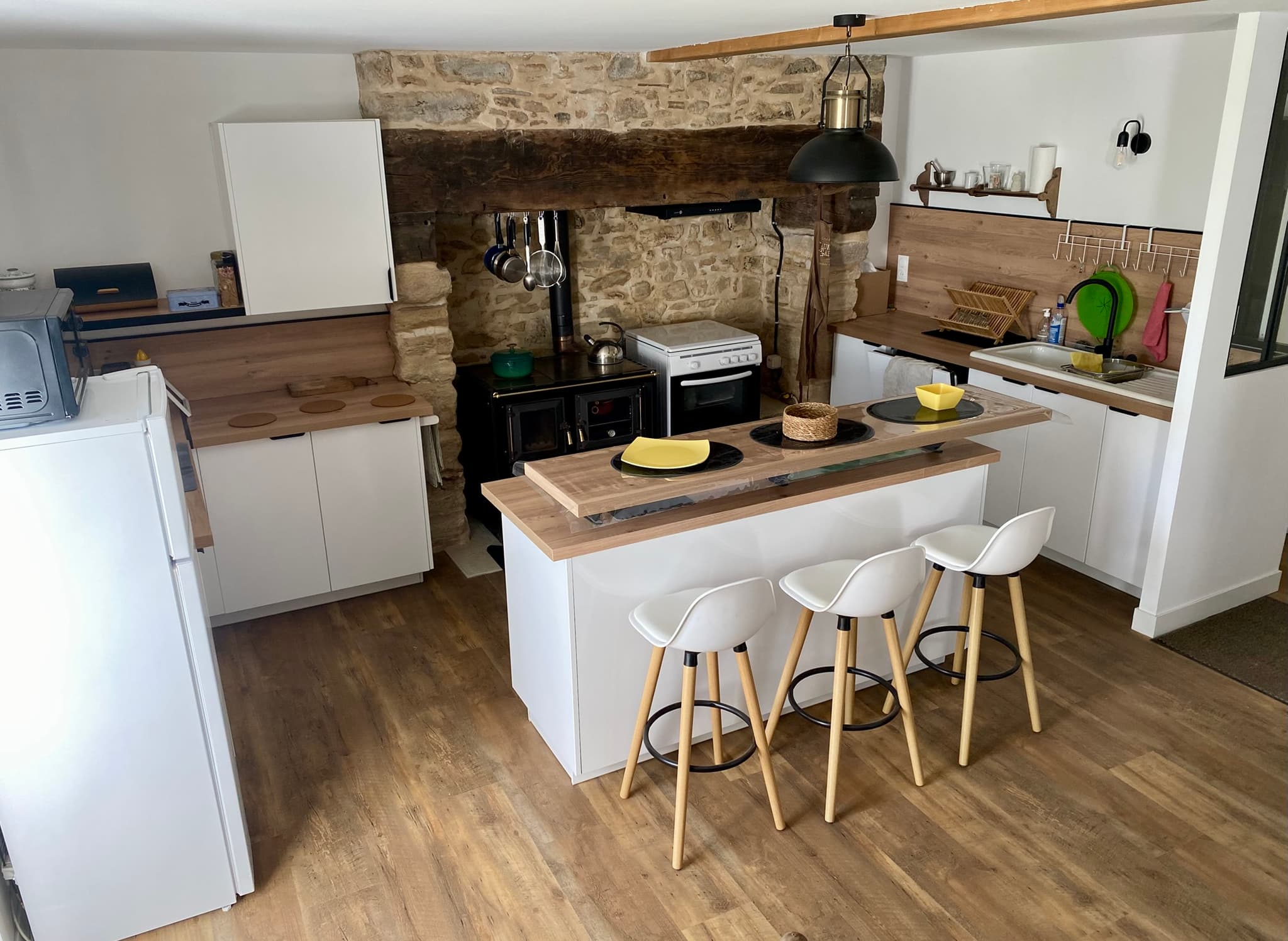 Cuisine 01 Gîte La Suite