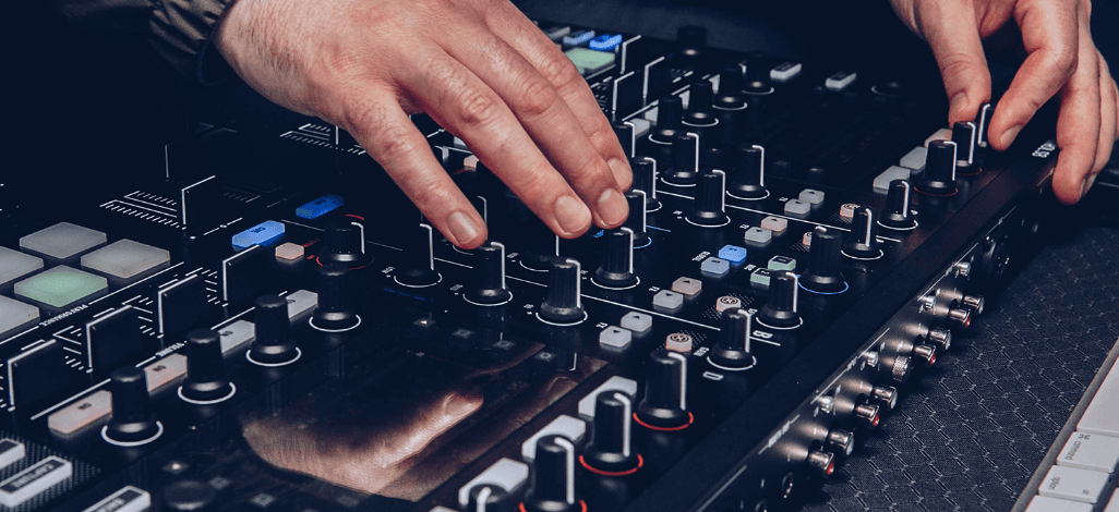 DJ _1