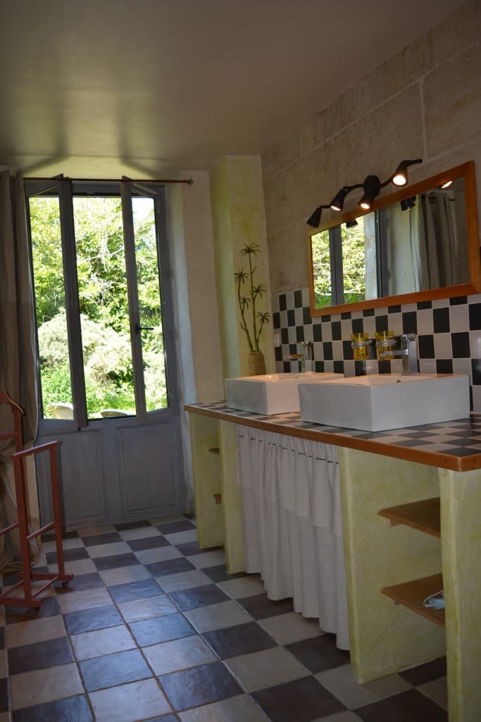Salle d'eau chambre la porte bleue