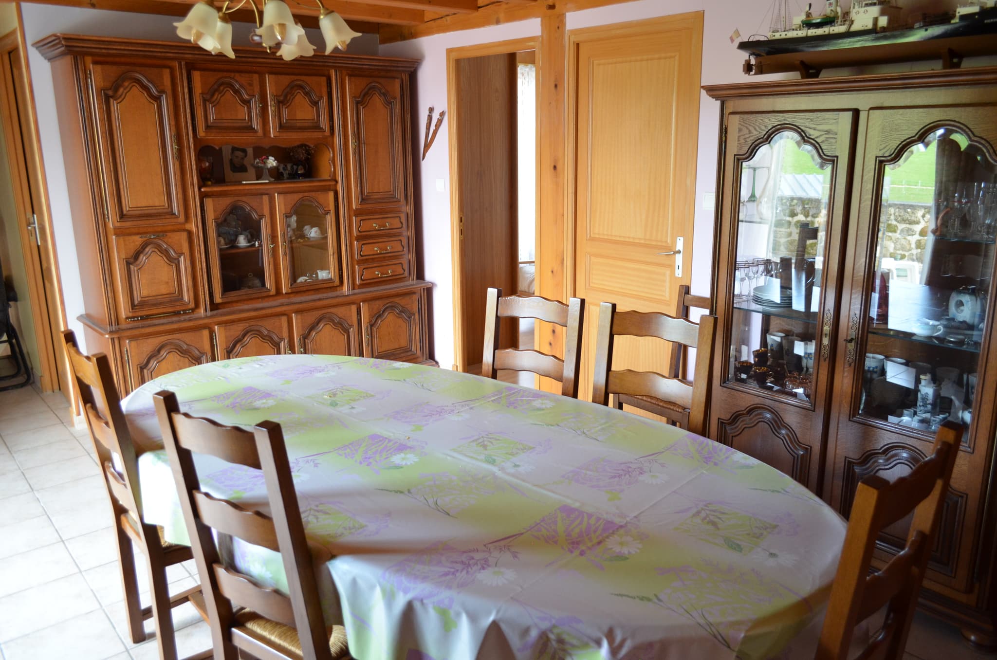 Ferme GLEINADIN - salle à manger_12