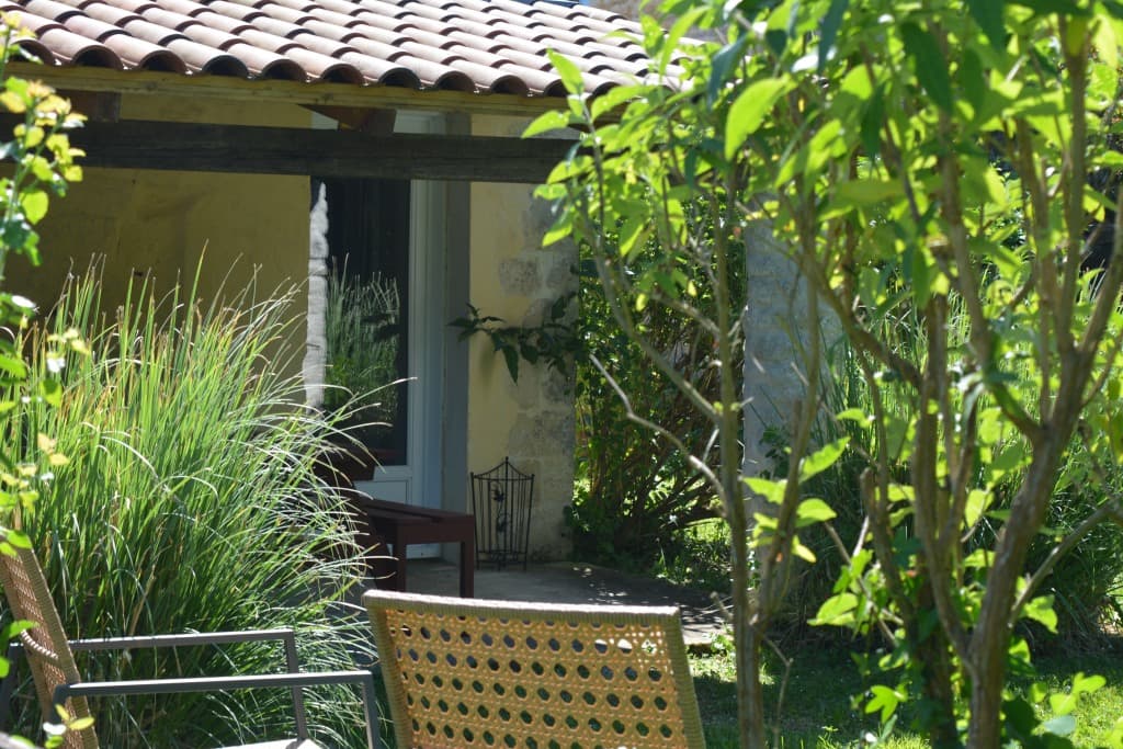 Terrasse couverte le petit gîte