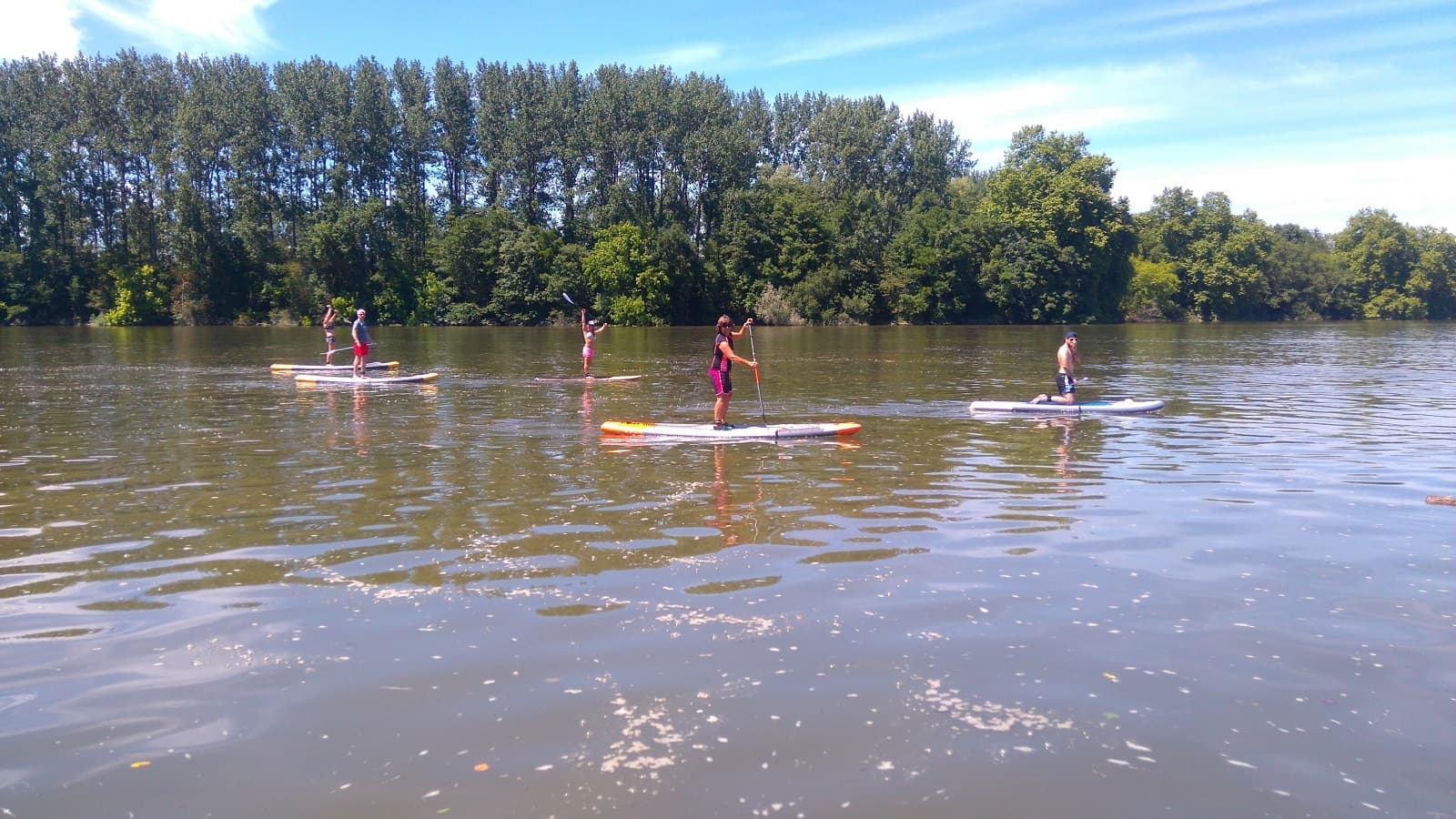 Pirogue et surf