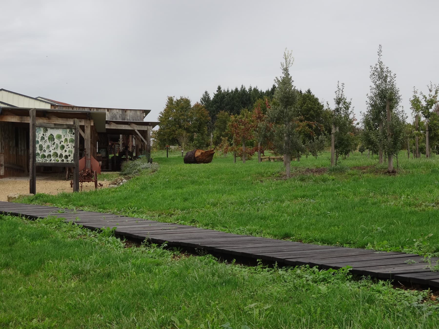 Arboretum et musée de Melleran