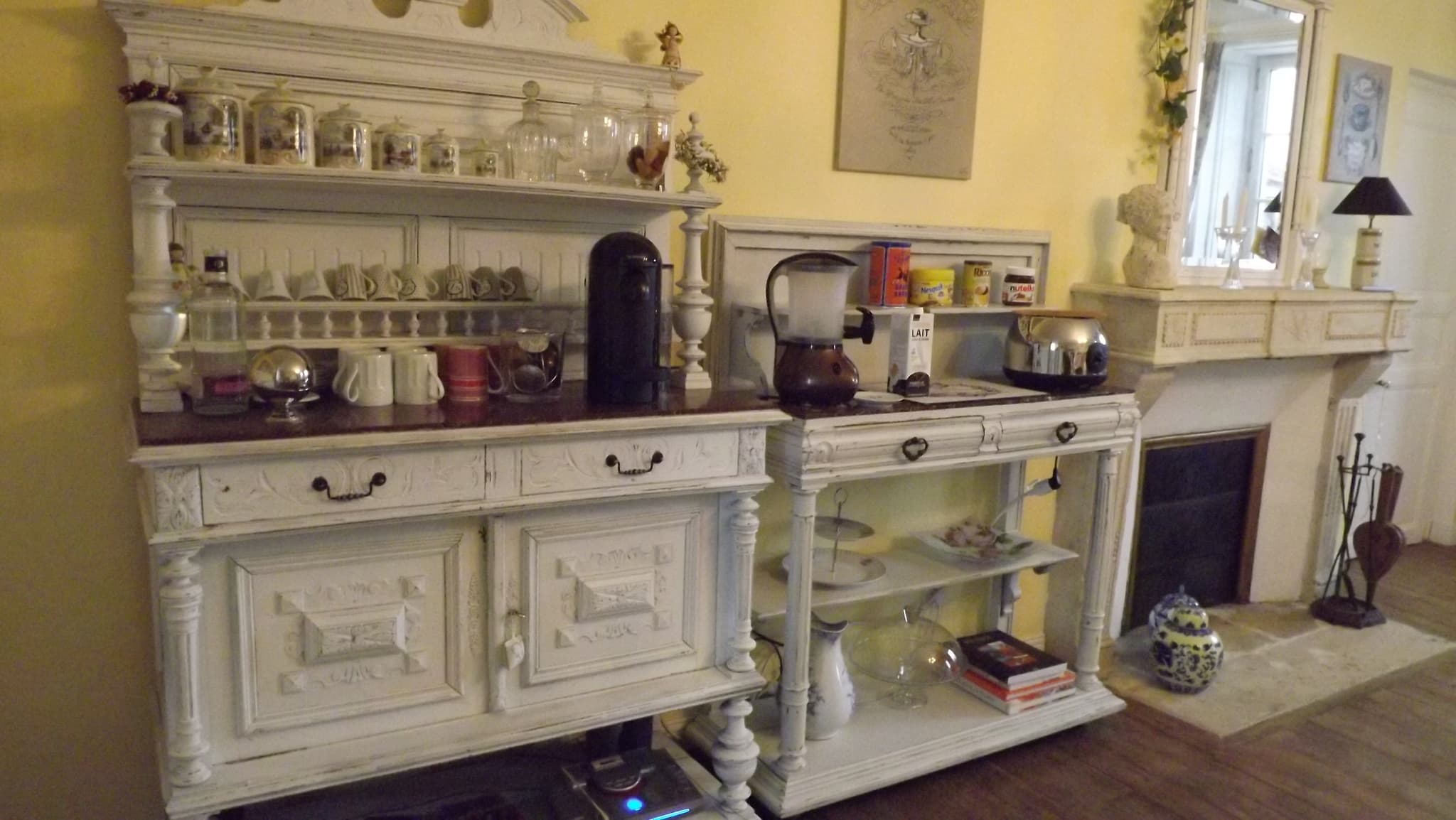 Logis de la Mélissière à Xaintray - Petit déjeuner