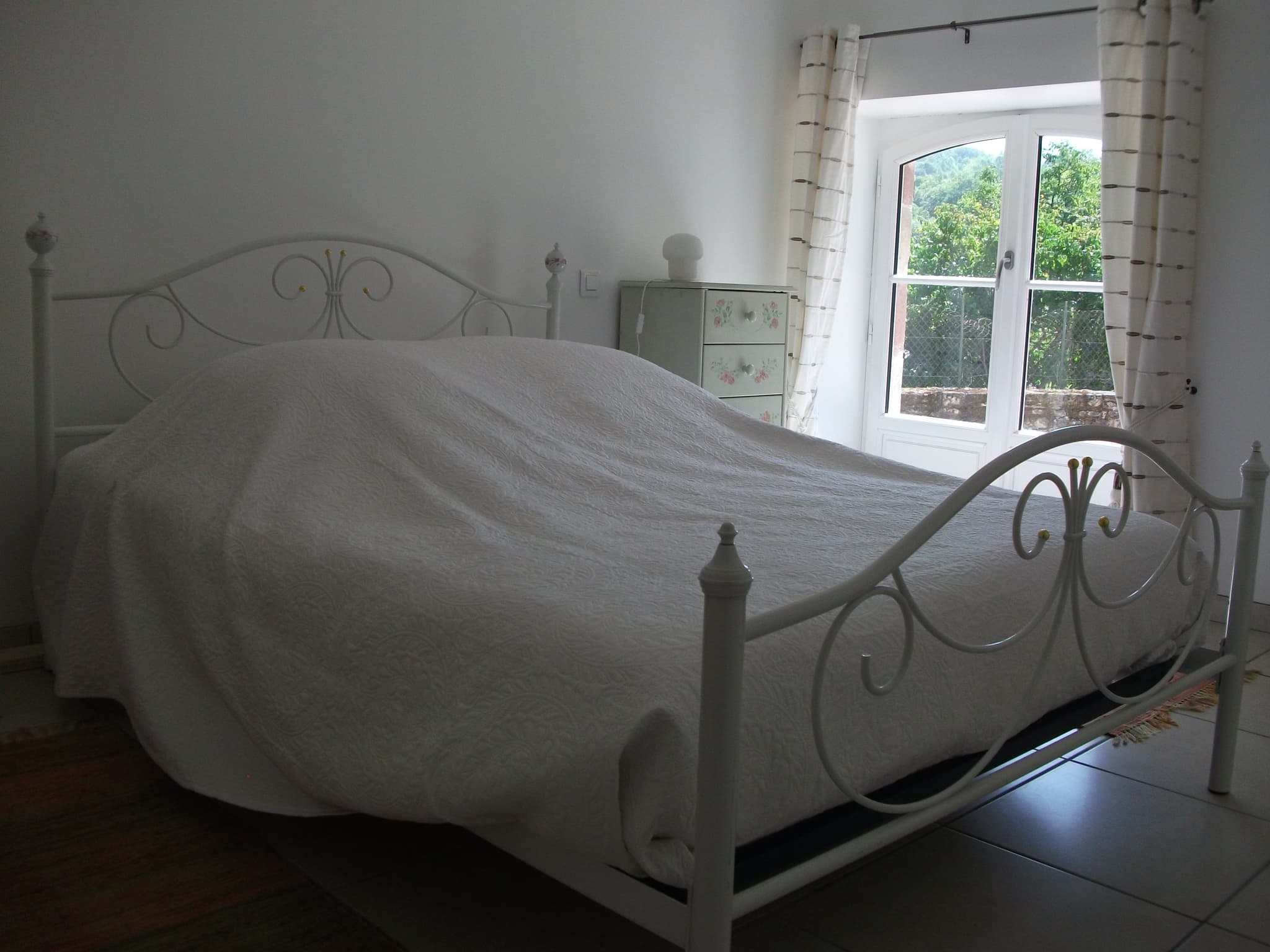 Chambre 1 rez de chaussée_6