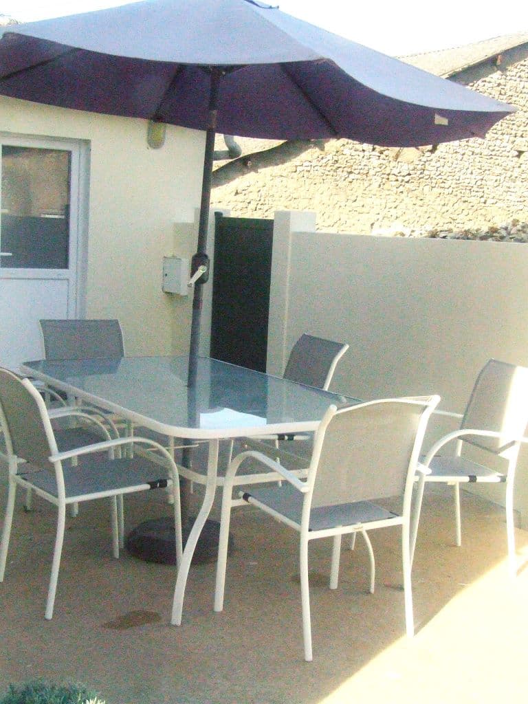 Coin table de jardin