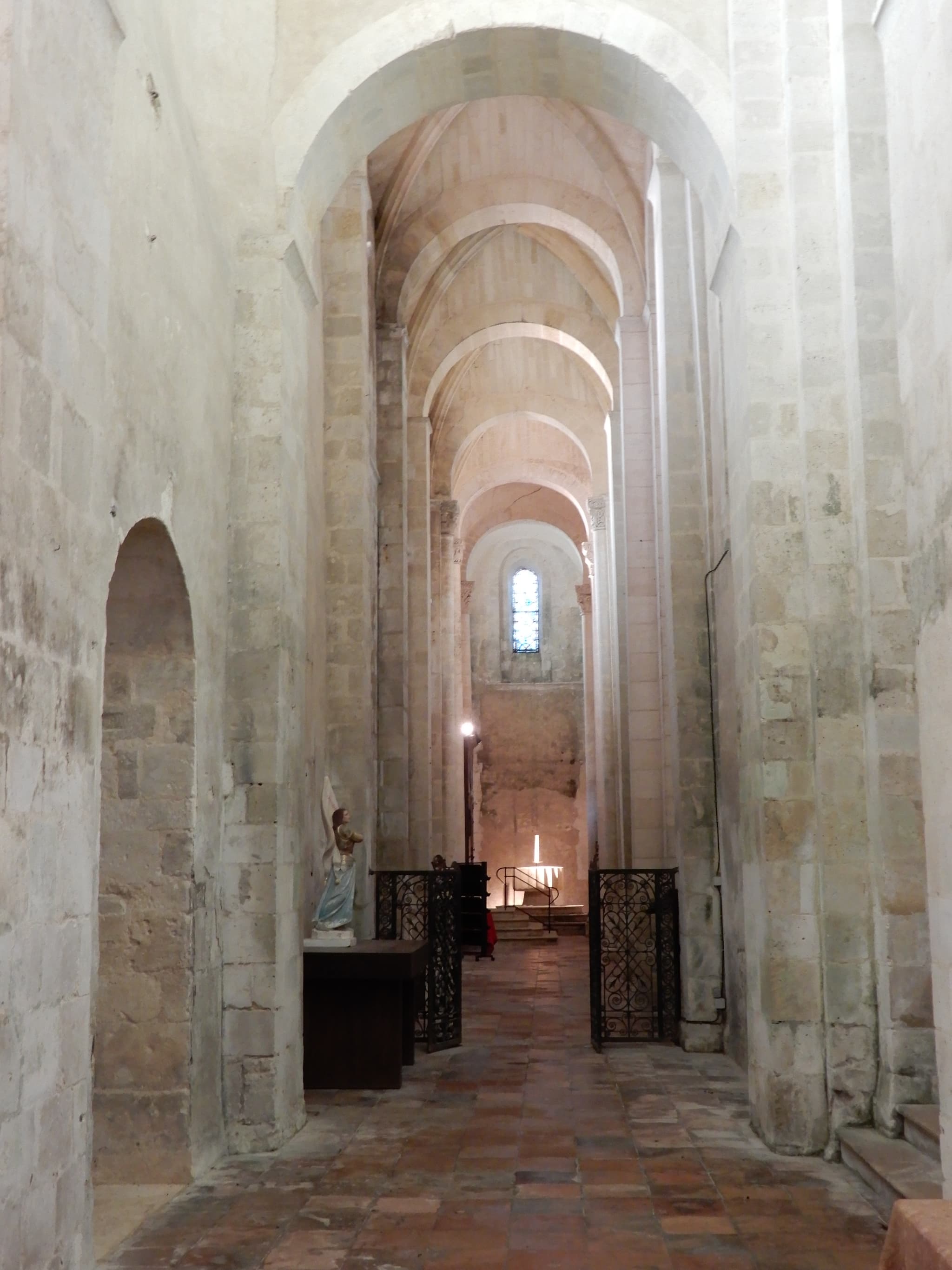 abbatial-vertheuil4