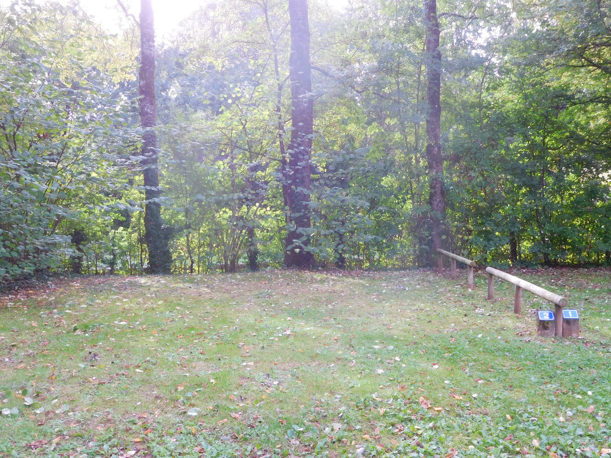 Emplacement - Camping Fontaine de Villiers