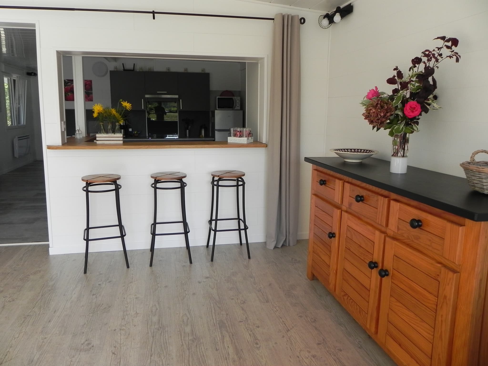Séjour et bar