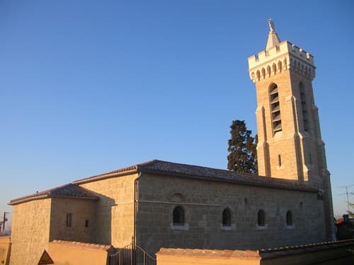 EGLISE PEYRIERES