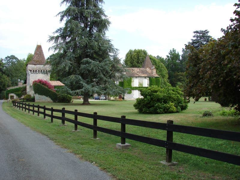 EYNESSEchateaudubarail 002