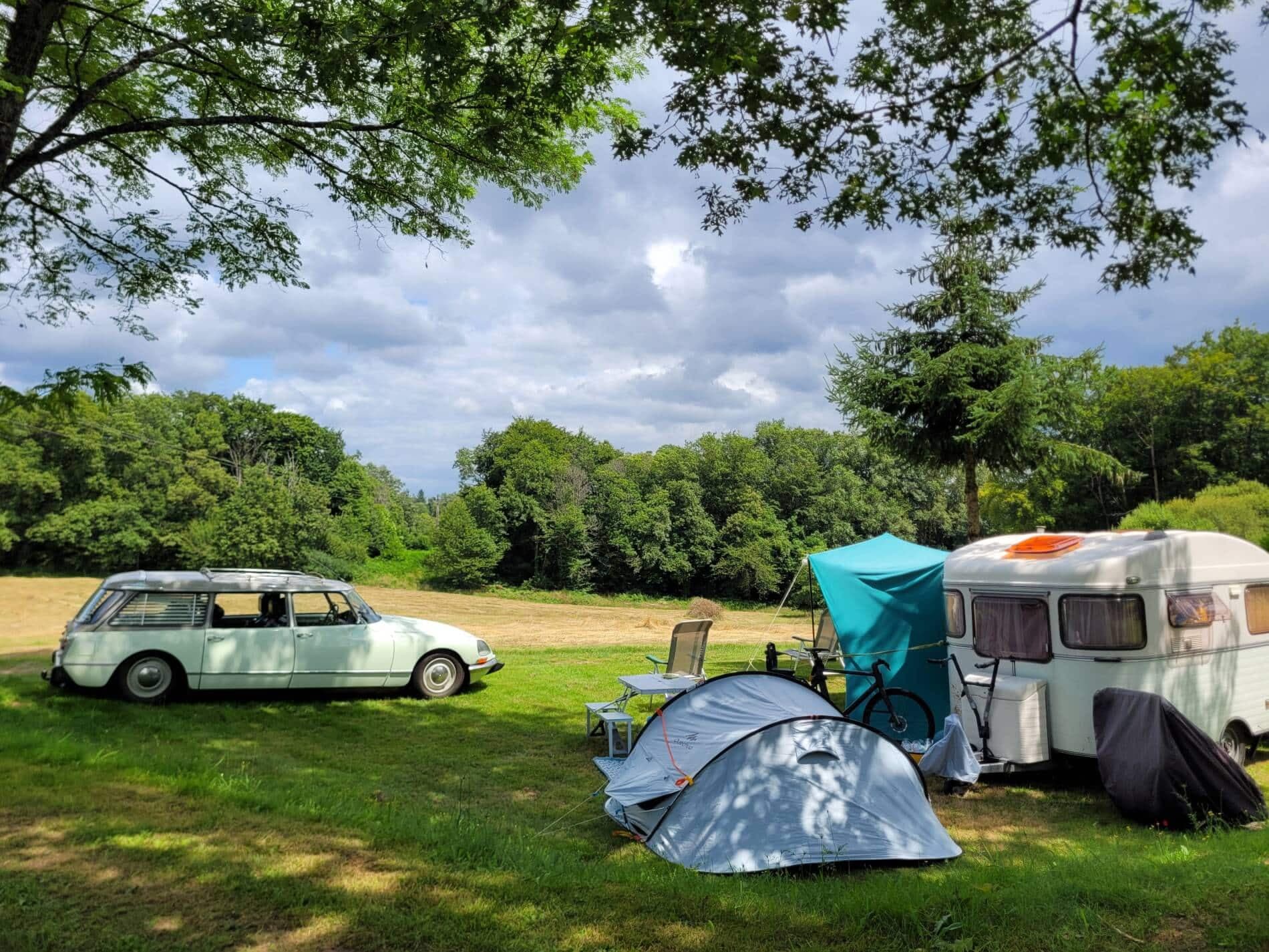 Emplacement camping