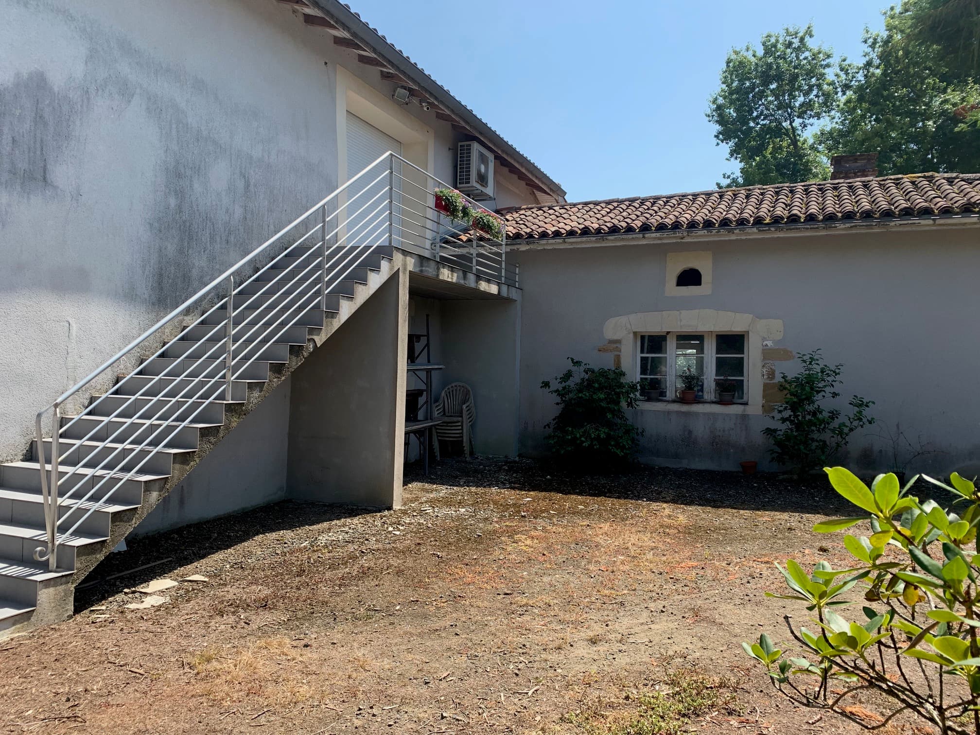 Entrée gîte maniort