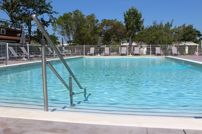 Entrée piscine (1)