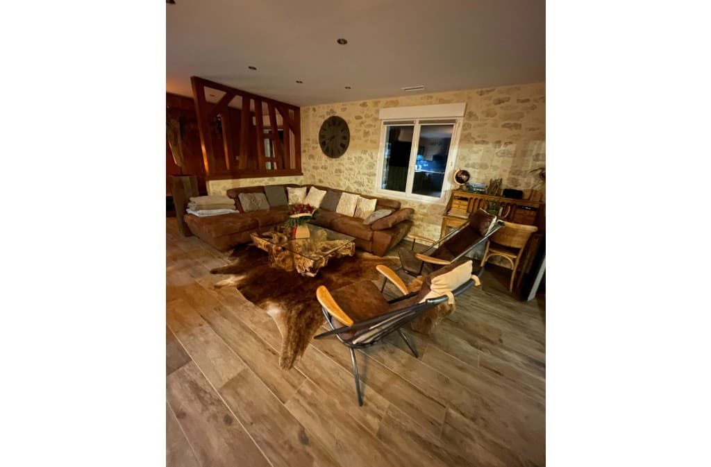 Escapadesenperigord_lerefugedesepicuriens_salon