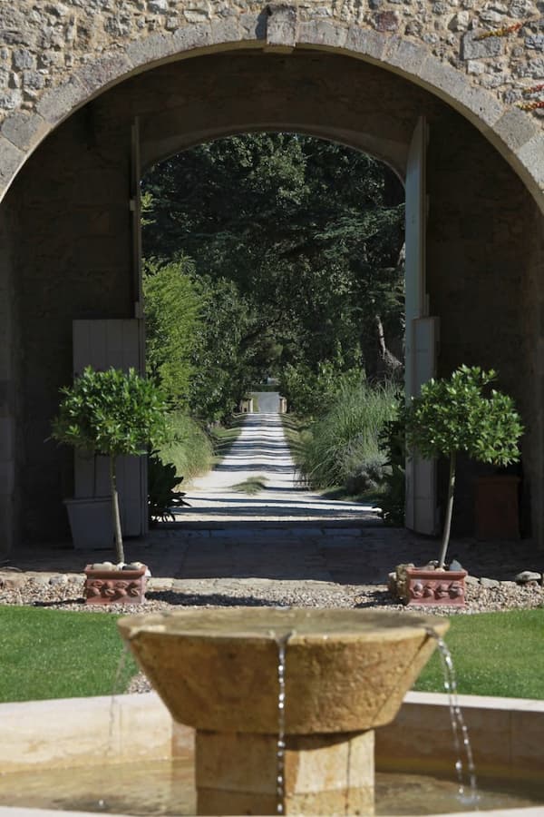 Espiens_1301_ChateauMAzelieres_Fontaine