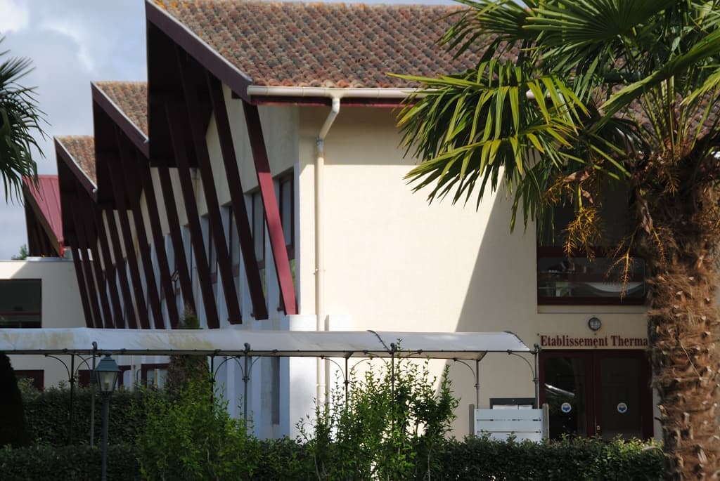 Etablissement thermal Préchacq-les-Bains bâtiment