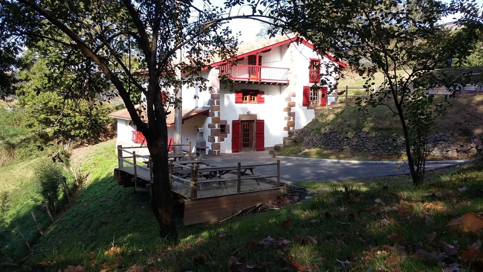 Etxe-Zaharria-Gite-Baztan-Arteka