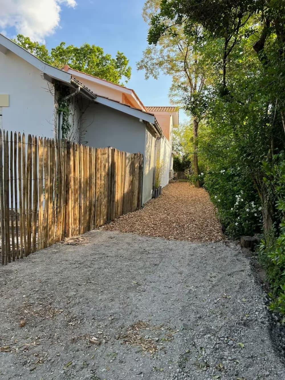 Extérieur : chemin