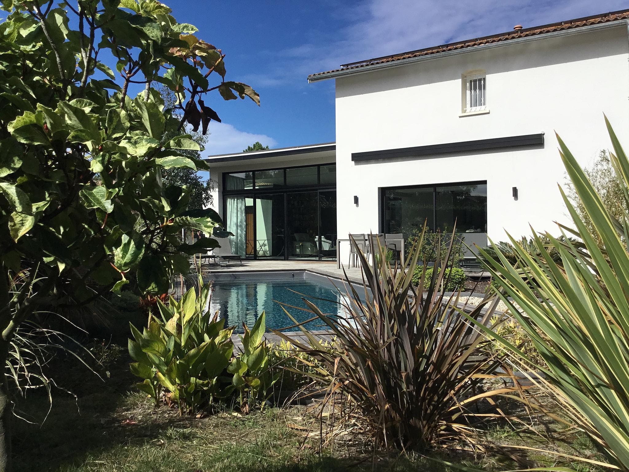 Extérieur piscine