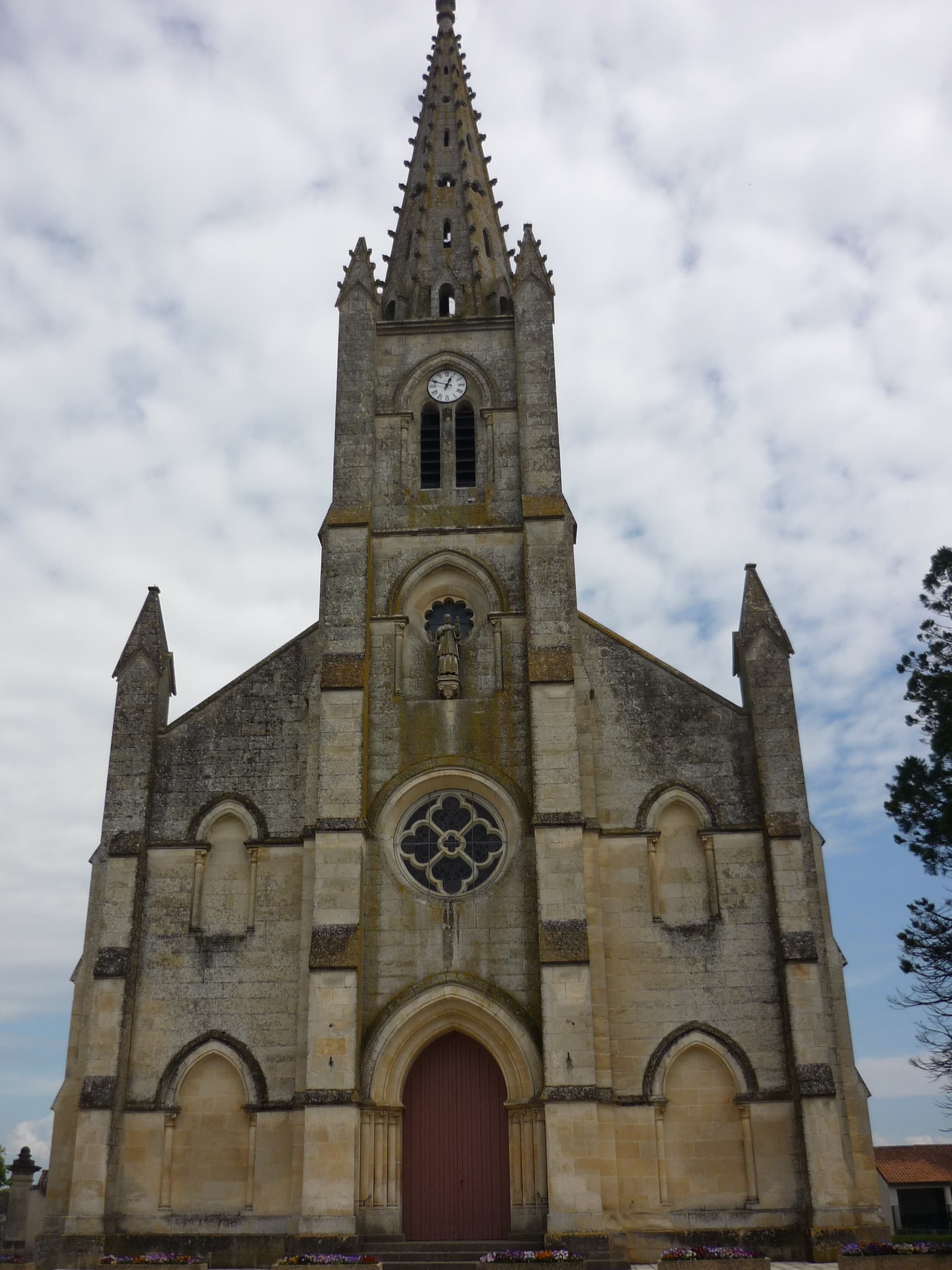 L'église Saint-Eutrope du Vanneau au Vanneau-Irleau