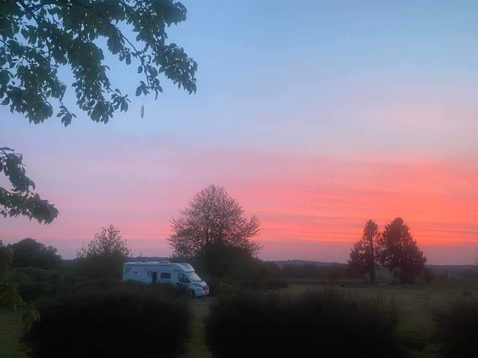 Couché de soleil sur le Domaine de Mod'El