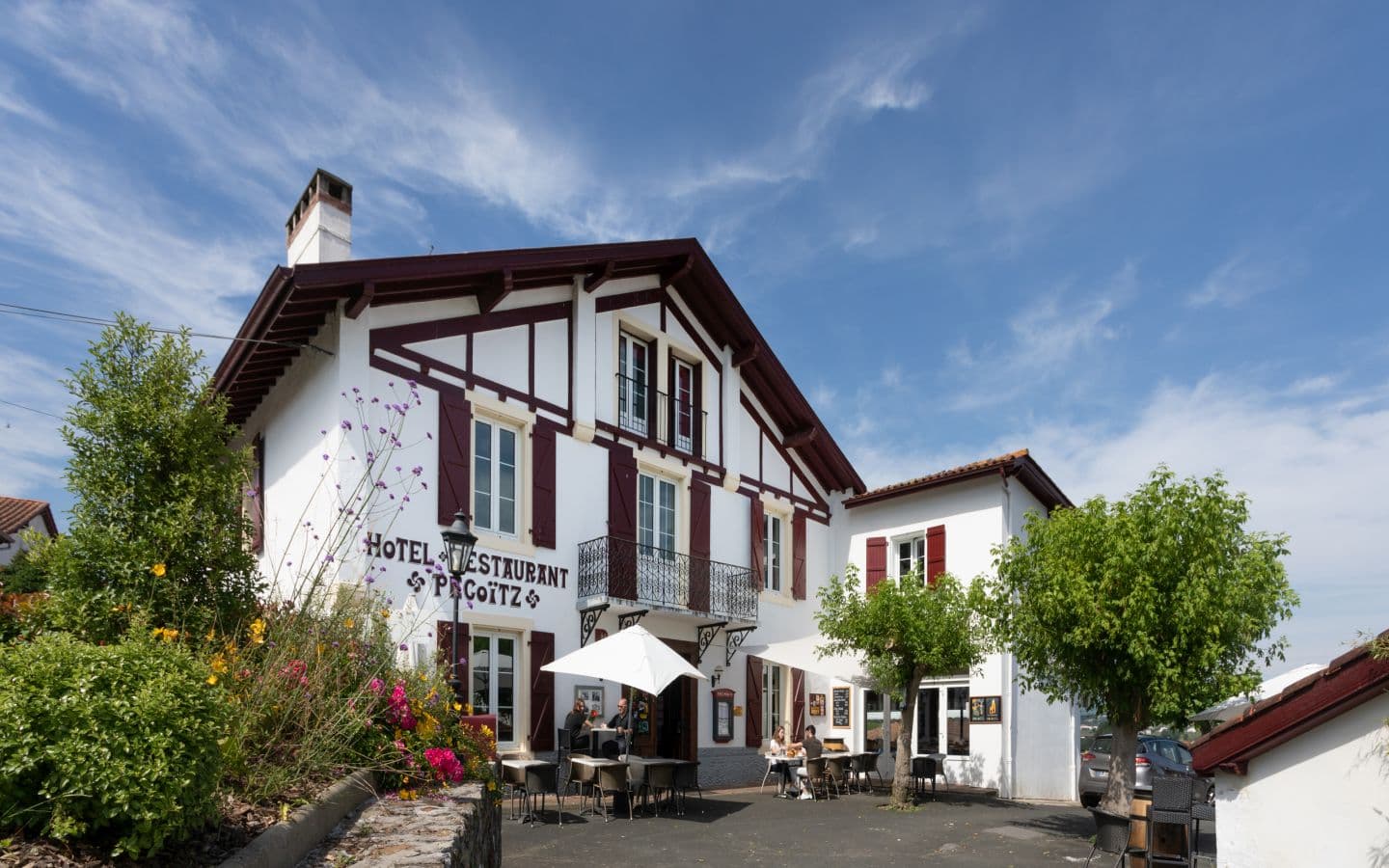 Facade---Hotel-restaurant-Pecoitz