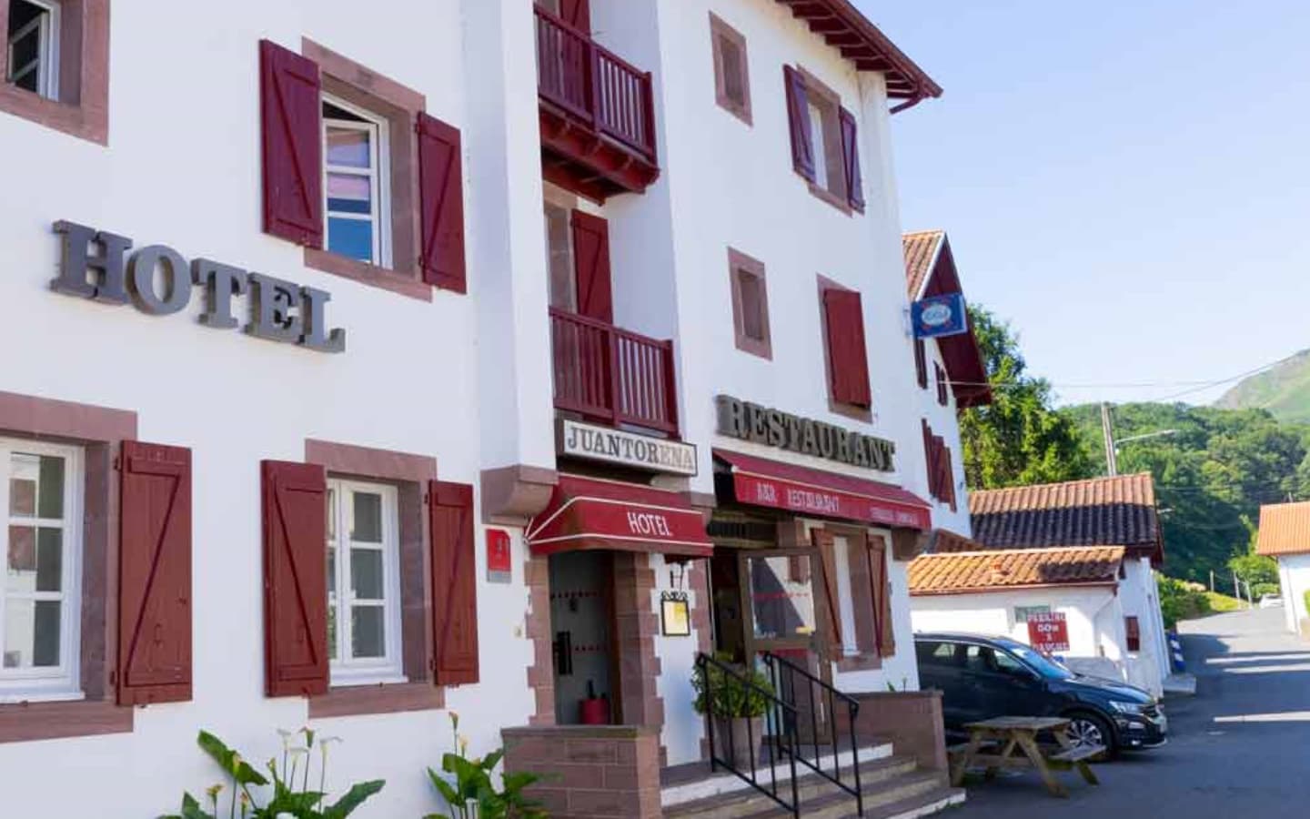 Hotel Juantorena - Façade