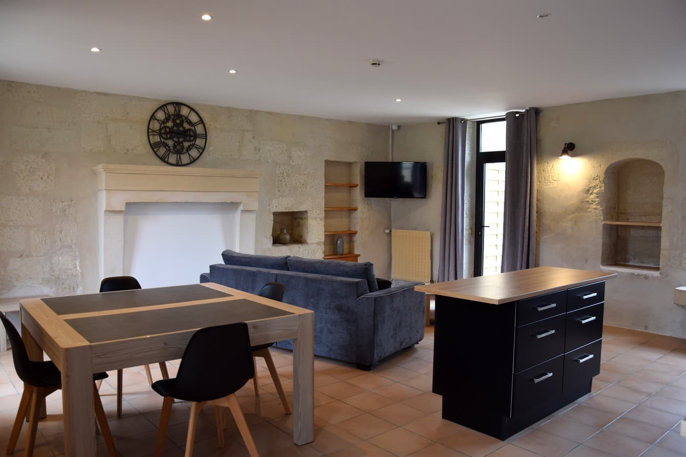 Chaulnes-Fauvettes-salon-salle-à-manger