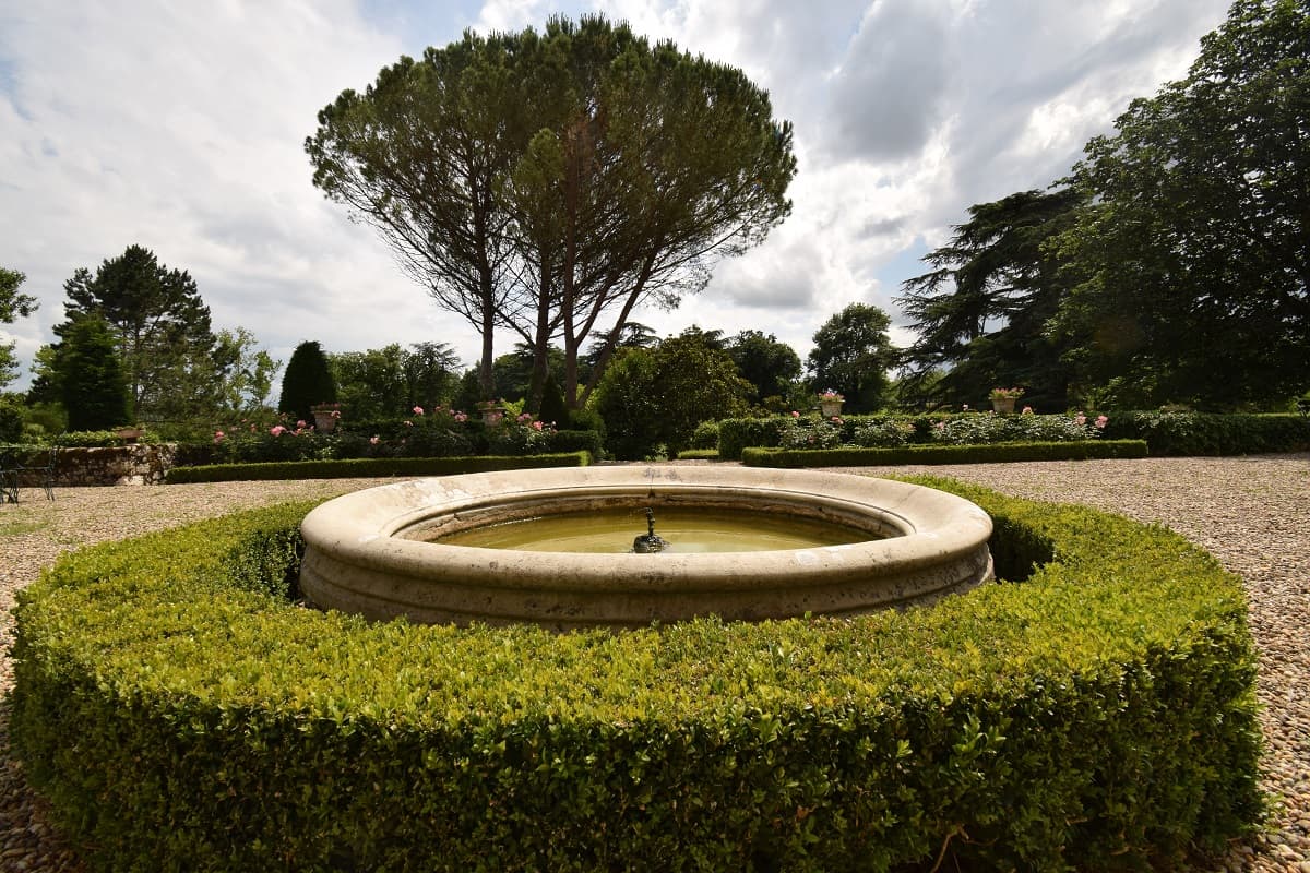 Fontaine Château Pierrail