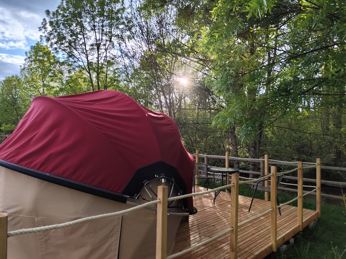Friendly Camping and Lodges