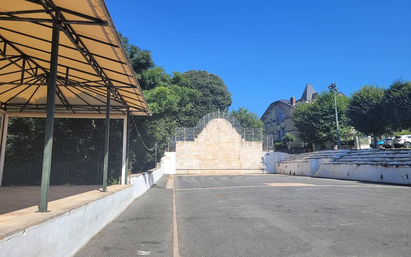 Fronton kiosque 2 (1)