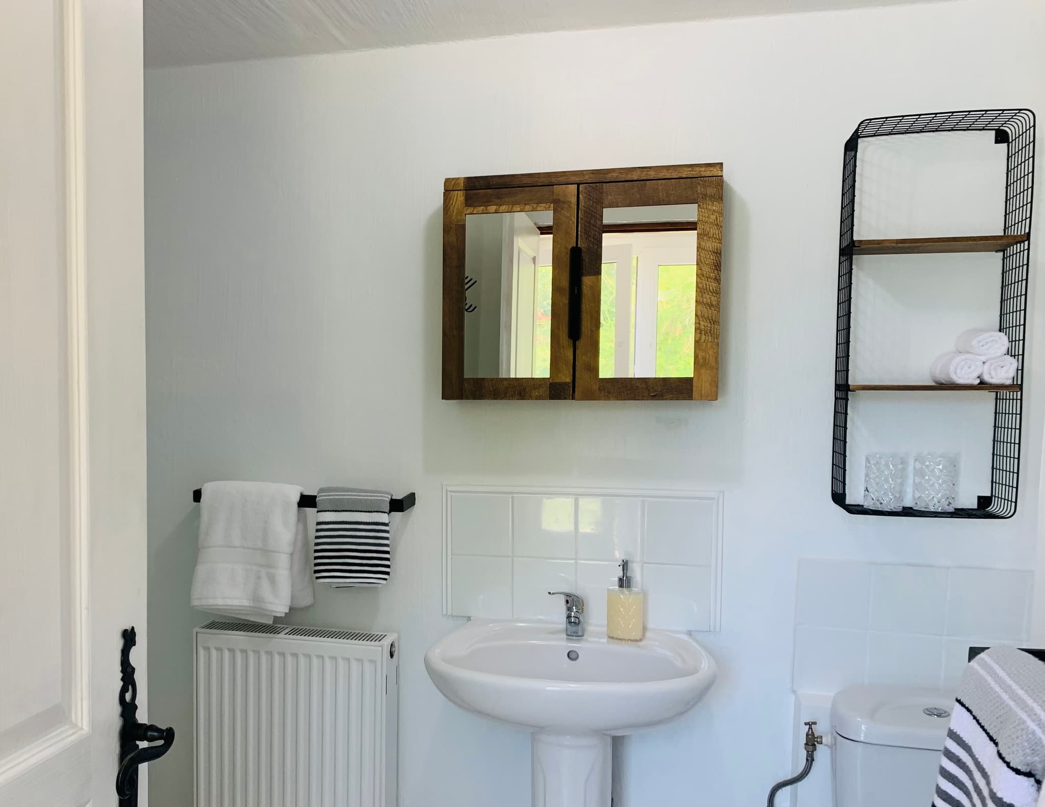 G1 bathroom