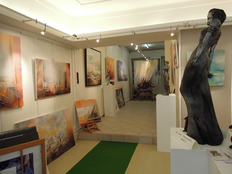 GALERIE INT SERBAT