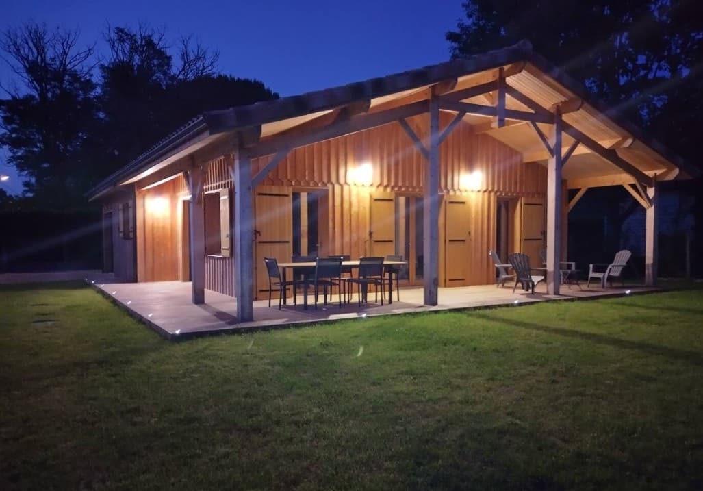 GARDE_maison_ext_night