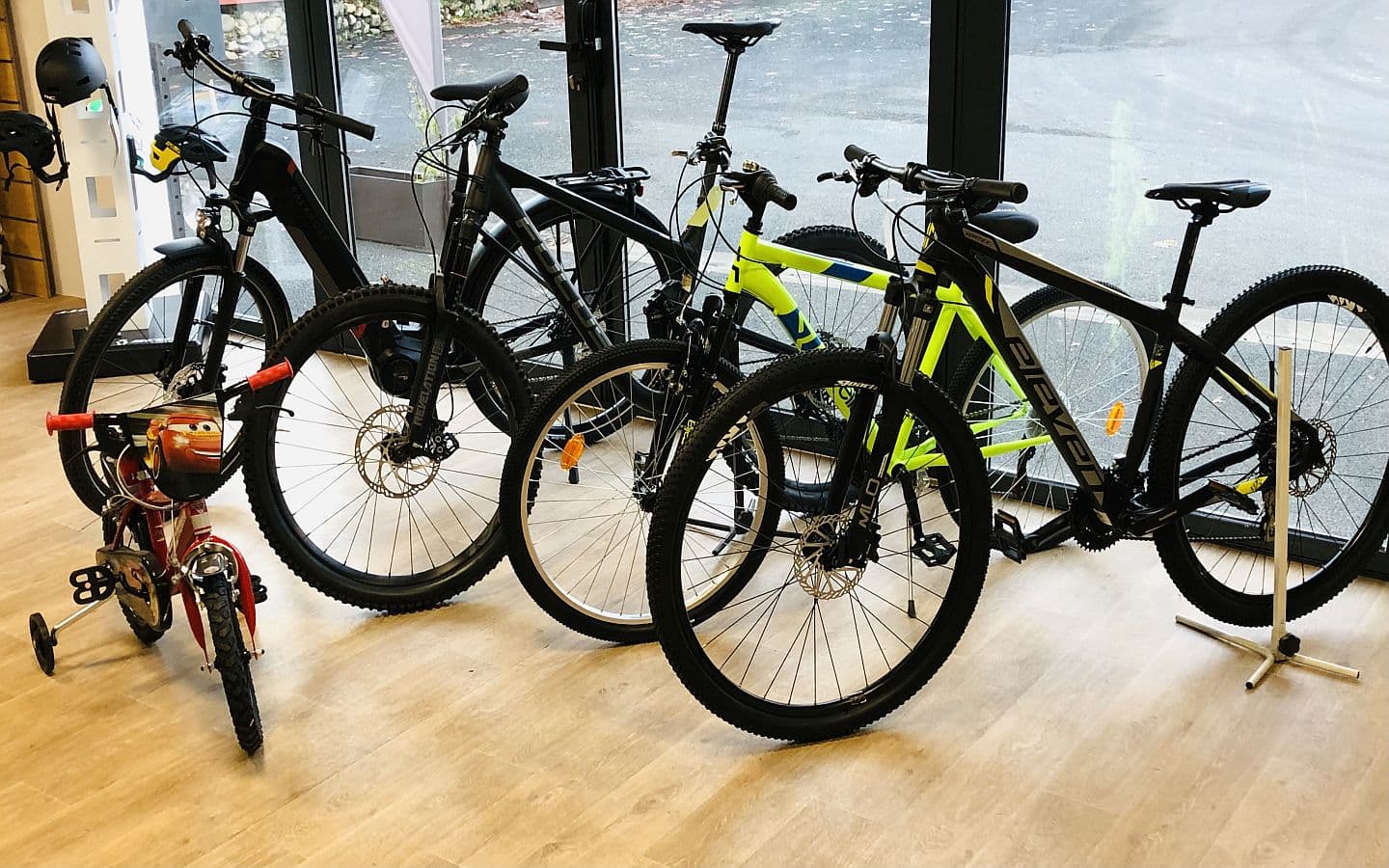 Garacycles 2 F