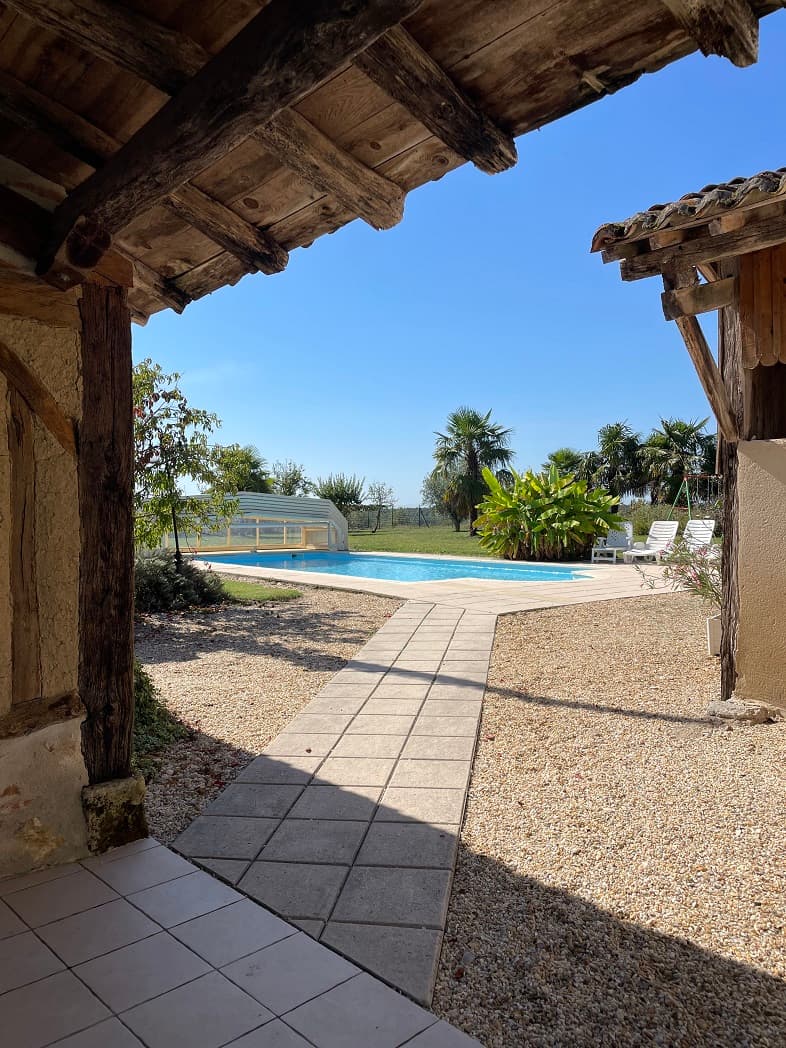 Gite-Faurie-Echourgnac-piscine(3)