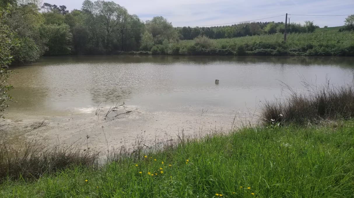 Gîte Nadeau Duras lac pêche